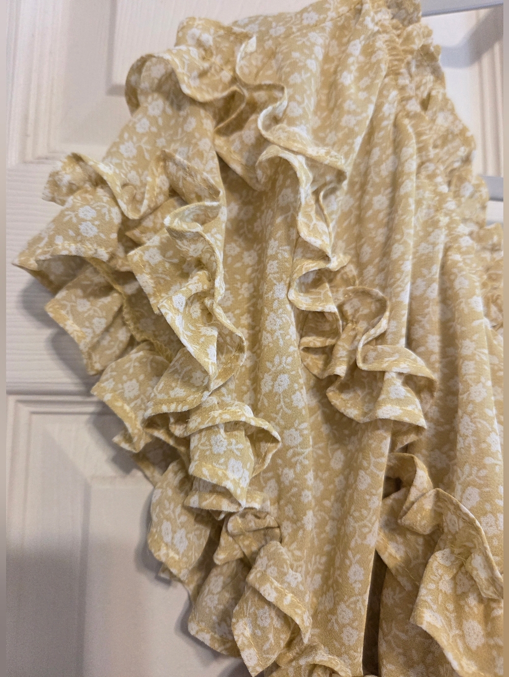 NWOT Mable Yellow Floral Off Shoulder Ruffle Dress Boho Chic Size L - Picture 4 of 9